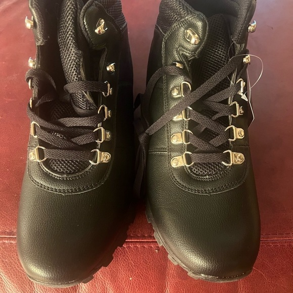 MENS RBX Mercer Black Boots  NWT!